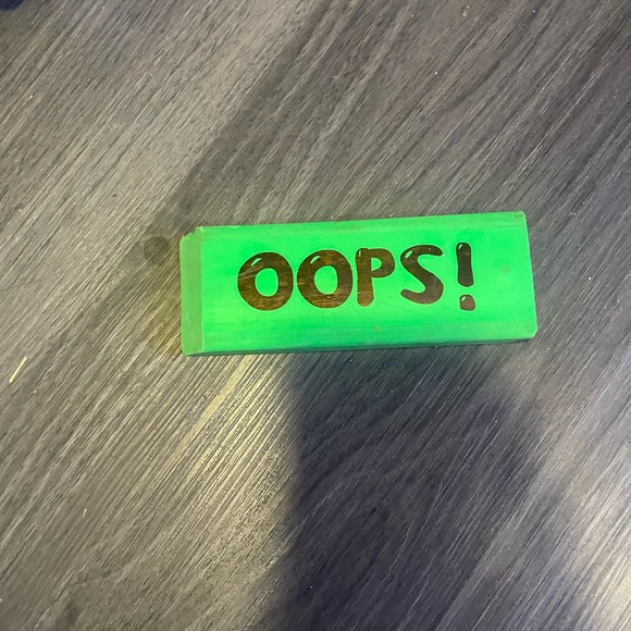 Stuff - Picture 1 of 4